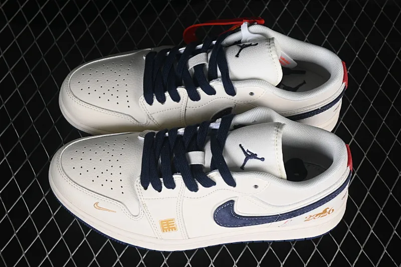 All categories Air Jordan Jordan series basketball shoes Air Jordan 1 Low High-end customized low-top sneakers Air Jordan 1 Low AJ1 Joe 1 meter white navy high-end customized low-top retro basketball shoes JP2026-121